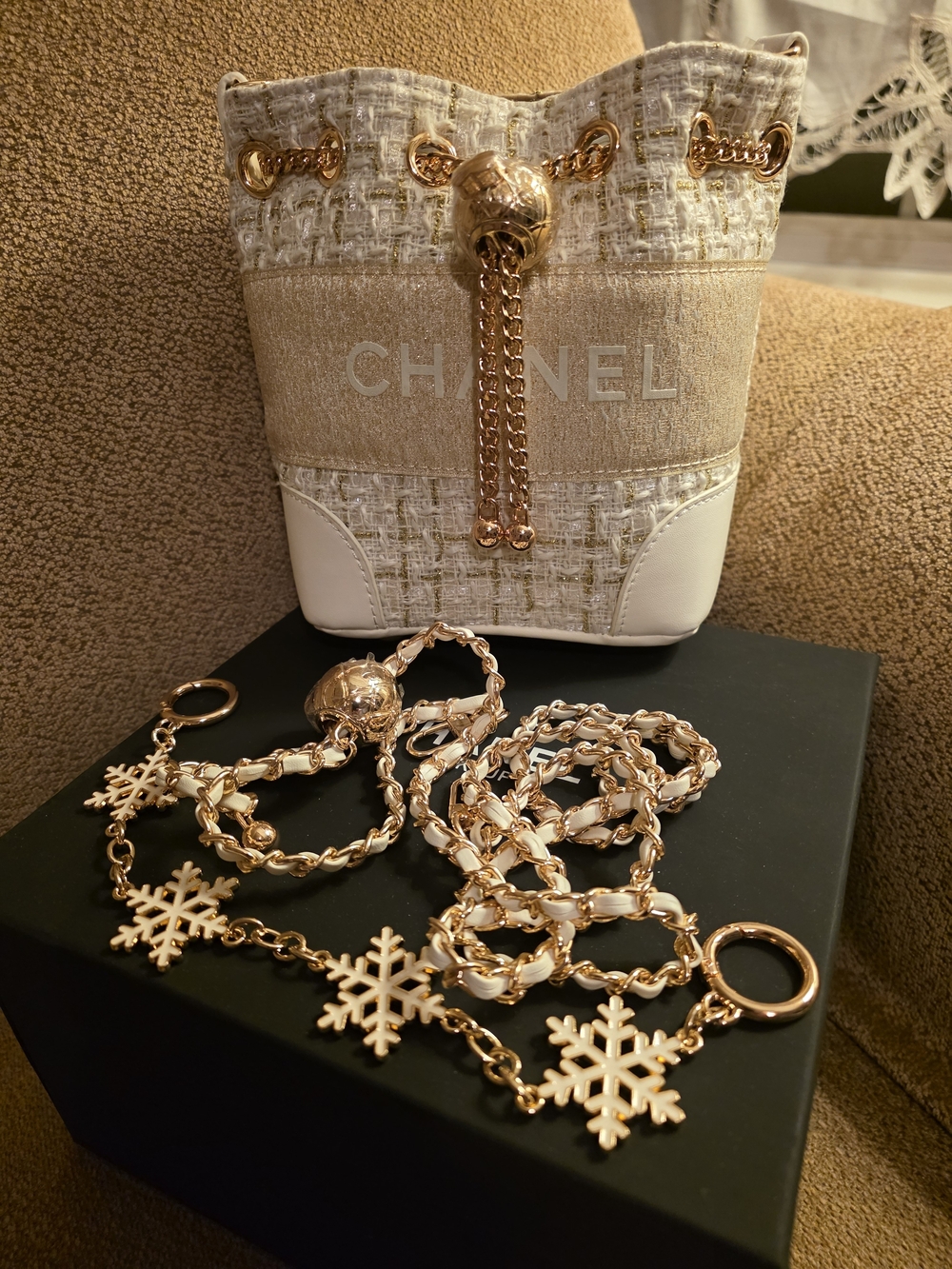 CHANEL Beaute VIP Tweed Bucket Bag with Gold Chain Accents